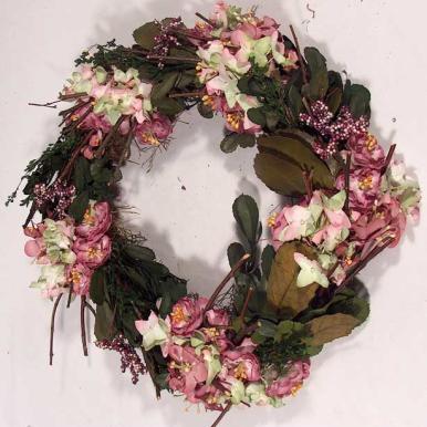 Wianek różowy z hortensją