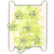 Taśma Dekoracyjna z Plastikowymi Kwiatami Zielone Wstążki 165 cm