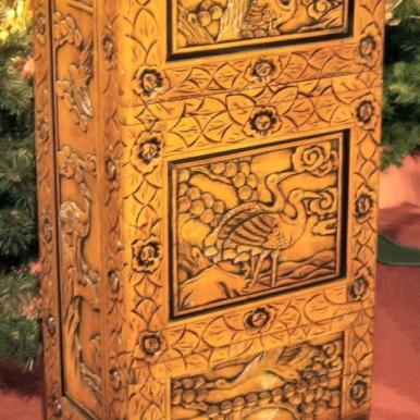 Jasnobrązowa gablotka [YK0228]