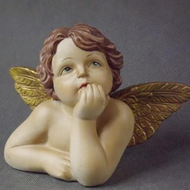 Anioł zamyślony [6BA175]