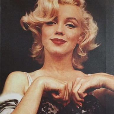 Obraz Marilyn Monroe na czarnym tle płótno 56cm x 39 cm