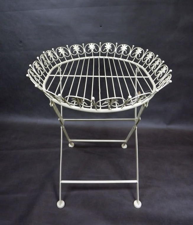 Metaloplastyczny Stolik w Stylu Prowansalskim, Kolor Kremowy, Składany, Owalny