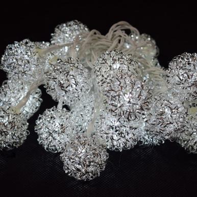 Srebrne Lampki Dekoracyjne w Kształcie Kulek ze Sprężynkami LED - 20 sztuk [DEC-15F-0002]